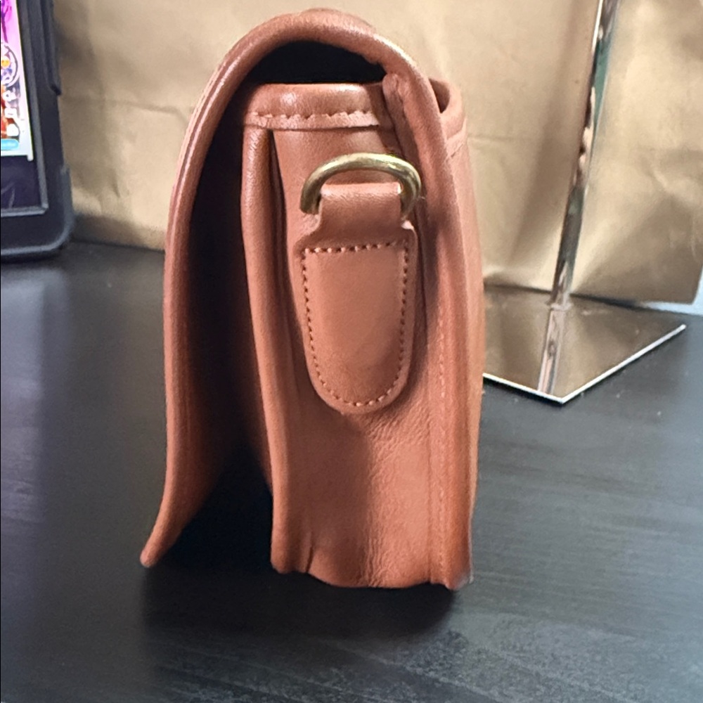 Coach Vintage Pocket Purse - Picture 7 of 17